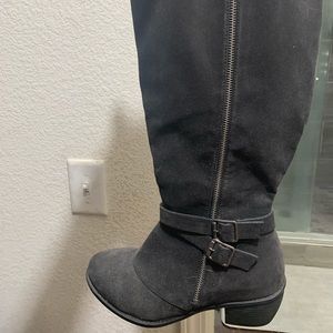 Torrid boots size 9W